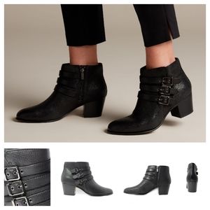 Clarks Maypearl Rayna Black Leather Womens Heeled Ankle Boots